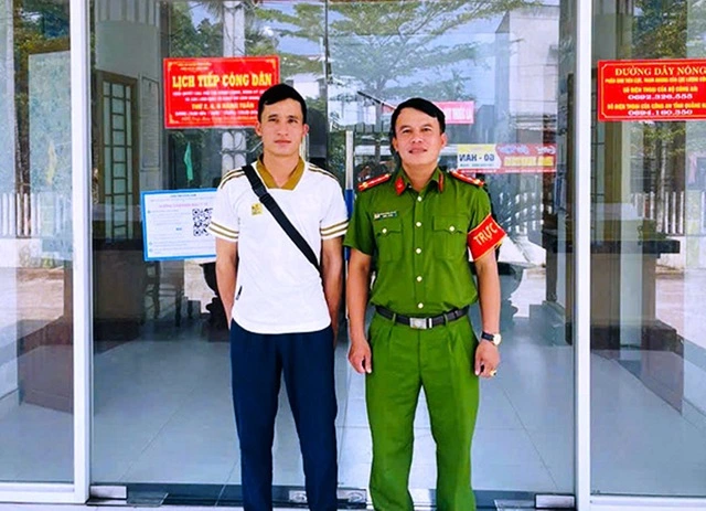 Công nhân Nghệ An trả lại 450 triệu đồng chuyển khoản nhầm ở Quảng Nam