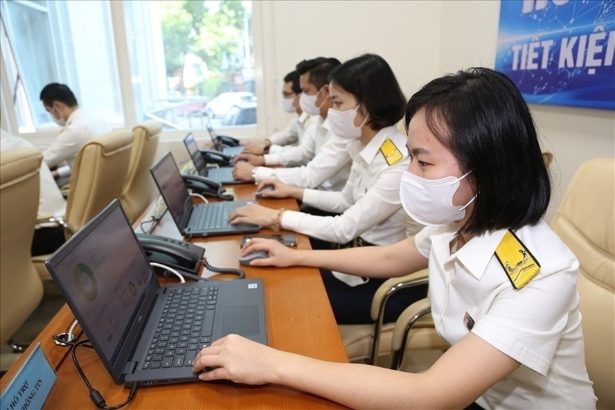 TP.HCM công khai danh sách công chức thuế hỗ trợ người nộp thuế và tiếp nhận phản ánh gian lận