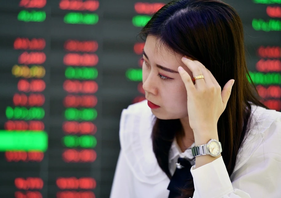 Chứng khoán Việt Nam tăng 8 phiên liên tiếp: SHB, LPB lập đỉnh mới bất chấp rung lắc